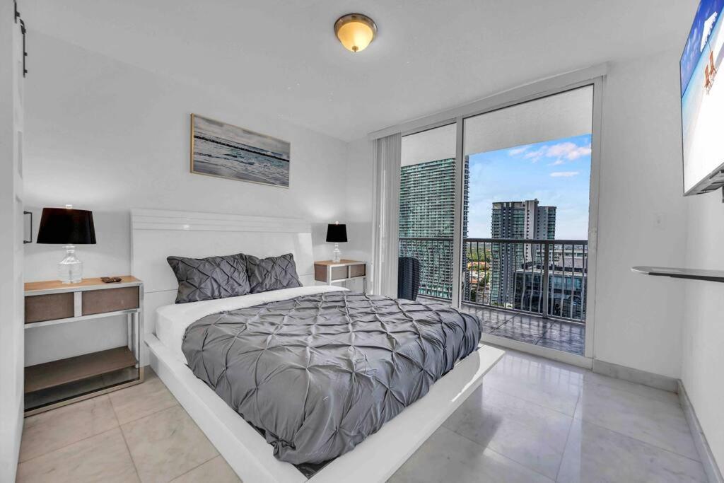 Iconic High Floor 3 Bedrooms In The Heart Of Miami Exteriör bild