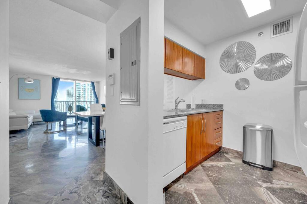 Iconic High Floor 3 Bedrooms In The Heart Of Miami Exteriör bild