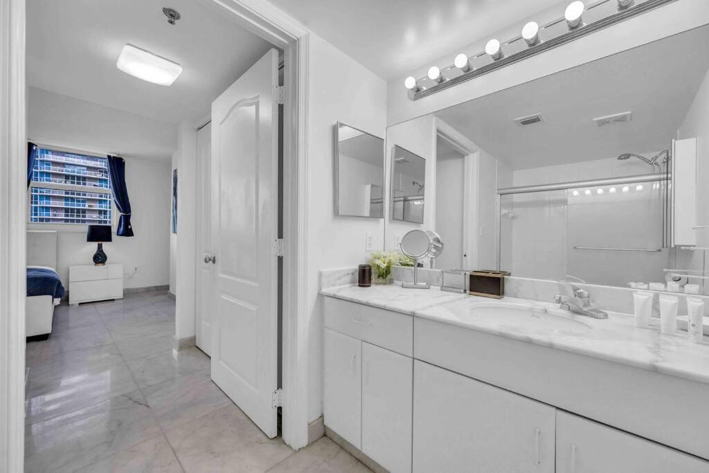 Iconic High Floor 3 Bedrooms In The Heart Of Miami Exteriör bild