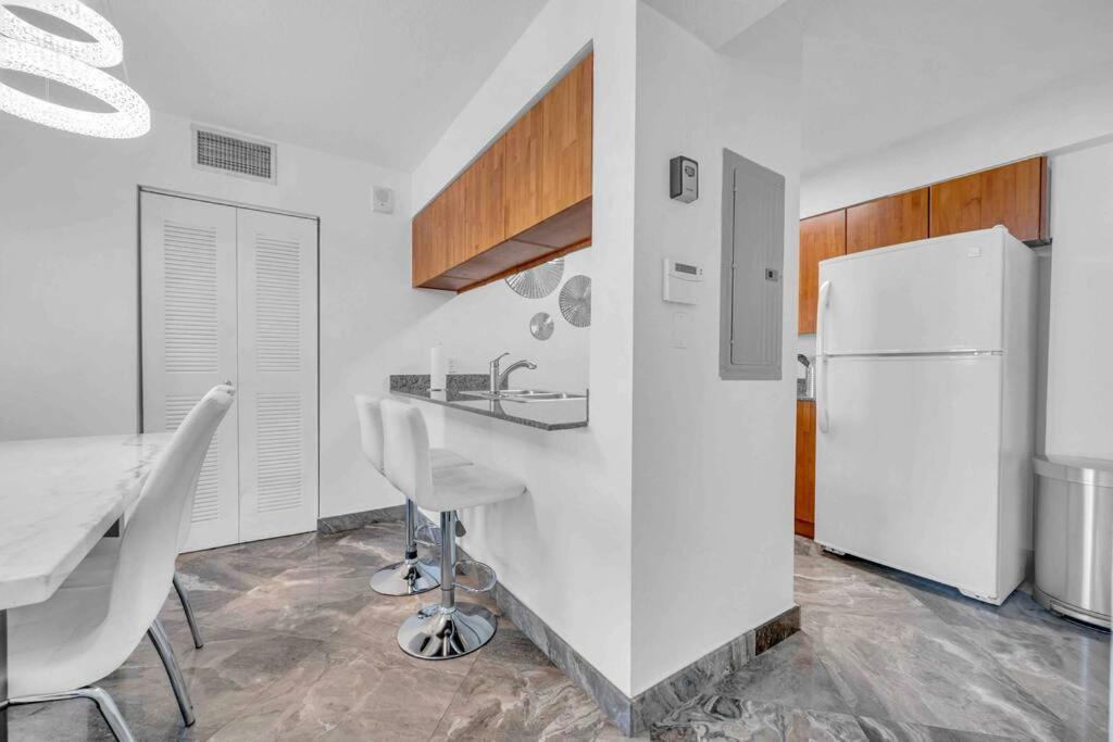 Iconic High Floor 3 Bedrooms In The Heart Of Miami Exteriör bild